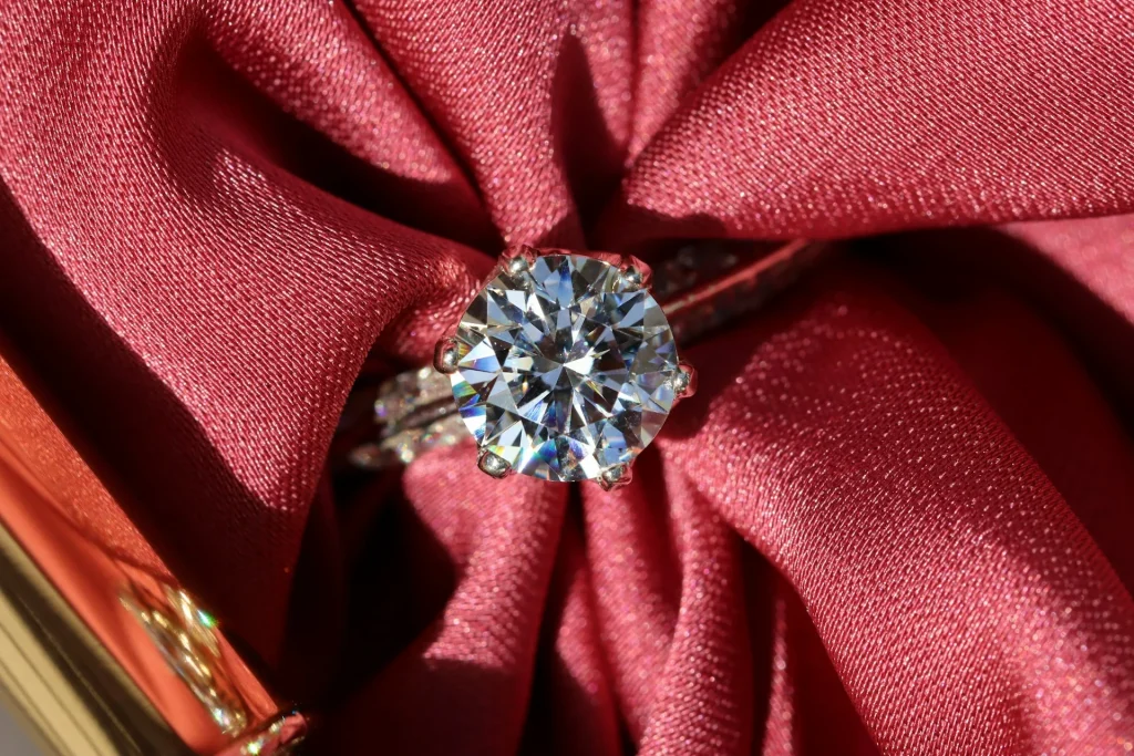 лабораторні діаманти від SOLO for Diamonds